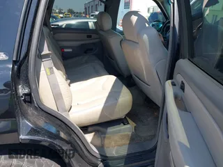2002 GMC Yukon SLT with VIN 1GKEC13T92R162978, listed as a IAAI auction lot 41851599 with 213,789 mi miles. Bid and sale history available at carsss.com. Image 8.