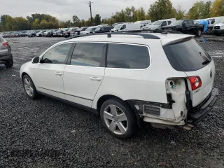 2008 Volkswagen Passat Komfort with VIN WVWLK73C28E121987, listed as a Copart auction lot 78504164 with 158,147 mi miles and Salvage title. Bid and sale history available at DreamBid. Image 2.