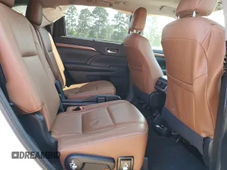 2019 Toyota Highlander Limited z VIN 5TDYZRFH5KS332655, wystawiony jako Copart lot #53369445 z przebiegiem 101 972 mil mil oraz Szkoda całkowita • Salvage title. Historia ofert i sprzedaży dostępna na DreamBid. Obrazek 10.