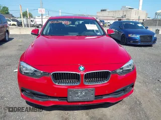 2017 BMW 3 Series 320i xDrive с VIN WBA8A3C33HK693053, выставлен на аукционе IAAI как лот 42820158 с пробегом 65 592 миль миль и . История ставок и продаж доступна на DreamBid. Изображение 12.