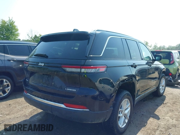2025 Jeep Grand Cherokee Altitude X z VIN 1C4RJHAG9SC268299, wystawiony jako IAAI lot #42475401 z przebiegiem 2 649 mil mil oraz . Historia ofert i sprzedaży dostępna na DreamBid. Obrazek 4.