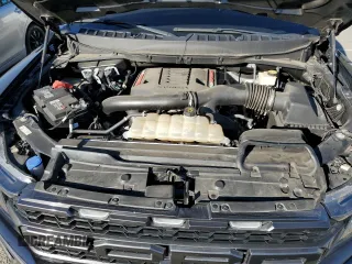 2021 Ford F-150 Raptor with VIN 1FTFW1RG4MFC25118, listed as a Copart auction lot 86217584 with 30,802 mi miles and Salvage Title. Bid and sale history available at carsss.com. Image 11.