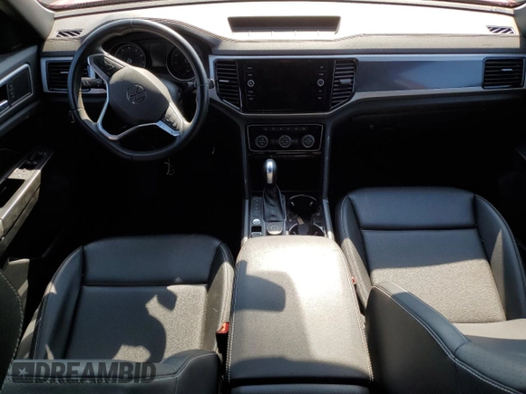 2020 Volkswagen Atlas SEL with VIN 1V2MC2CA8LC204183, listed as a Copart auction lot 70204694 with 54,704 mi miles and Salvage title. Bid and sale history available at DreamBid. Image 8.