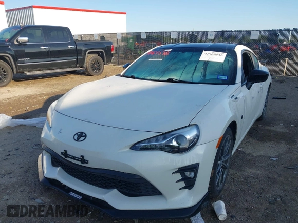 2017 Toyota 86 z VIN JF1ZNAA1XH8707535, wystawiony jako IAAI lot #41969546 z przebiegiem 85 468 mil mil oraz . Historia ofert i sprzedaży dostępna na DreamBid. Obrazek 17.