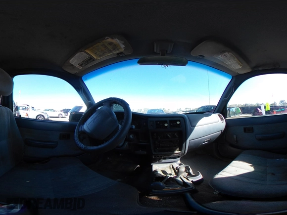 1998 Toyota Tacoma with VIN 4TAWN72N5WZ120258, listed as a IAAI auction lot 41878138 with 268,640 mi miles and . Bid and sale history available at DreamBid. Image 18.