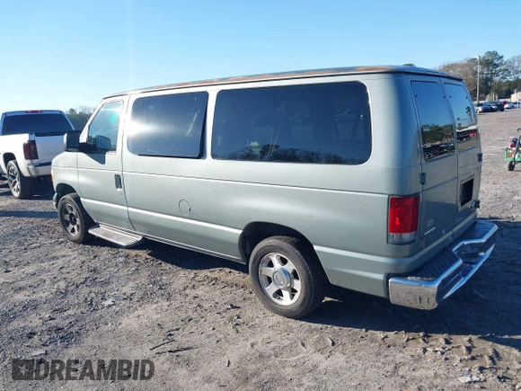 2006 Ford Econoline Passenger XL with VIN 1FMRE11L36DA37452, listed as a IAAI auction lot 41326234 with 255,578 mi miles and . Bid and sale history available at DreamBid. Image 3.