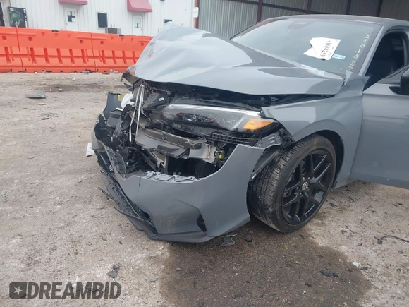 2025 Honda Civic Sport z VIN 2HGFE2F56SH505972, wystawiony jako IAAI lot #41634259 z przebiegiem 11 043 mil mil oraz . Historia ofert i sprzedaży dostępna na DreamBid. Obrazek 6.