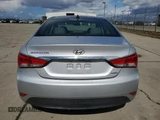 2014 Hyundai Sonata SE with VIN 5NPEC4AC4EH897489, listed as a Copart auction lot 49184125 with 95,840 mi miles and Salvage Title. Bid and sale history available at DreamBid. Image 6.