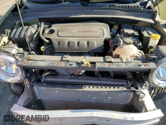 2015 Jeep Renegade Latitude z VIN ZACCJBBT3FPB87492, wystawiony jako Copart lot #56017335 z przebiegiem 112 084 mil mil oraz Szkoda całkowita • Salvage title. Historia ofert i sprzedaży dostępna na DreamBid. Obrazek 12.
