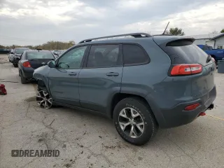 2015 Jeep Cherokee Trailhawk with VIN 1C4PJMBS0FW578199, listed as a Copart auction lot 77538544 with 122,444 mi miles and Salvage Title. Bid and sale history available at carsss.com. Image 2.