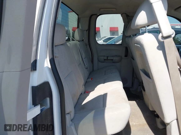 2013 Chevrolet Silverado 1500 LT with VIN 1GCRKSE72DZ116644, listed as a IAAI auction lot 42203289 with 195,165 mi miles and . Bid and sale history available at DreamBid. Image 8.
