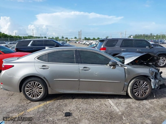 2015 Lexus ES 350 with VIN JTHBK1GG1F2179947, listed as a IAAI auction lot 39998830 with 139,491 mi miles. Bid and sale history available at carsss.com. Image 14.
