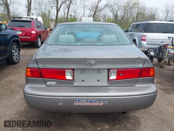 2001 Toyota Camry CE with VIN 4T1BG22K01U060588, listed as a IAAI auction lot 42040071 with 165,446 mi miles and . Bid and sale history available at DreamBid. Image 16.
