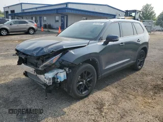 2024 Toyota Highlander XLE z VIN 5TDAAAB52RS067158, wystawiony jako Copart lot #59131505 z przebiegiem 8 108 mil mil oraz Szkoda całkowita • Salvage title. Historia ofert i sprzedaży dostępna na DreamBid. Obrazek 1.