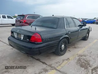 2009 Ford Police Interceptor с VIN 2FAHP71V99X146421, выставлен на аукционе IAAI как лот 42201280 с пробегом 190 375 миль миль и . История ставок и продаж доступна на DreamBid. Изображение 4.