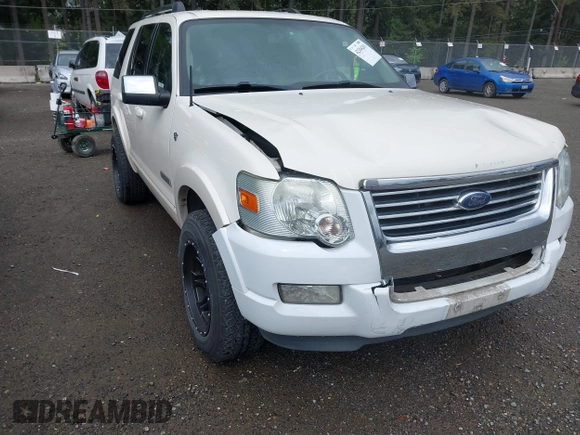 2007 Ford Explorer Limited z VIN 1FMEU75807UA80903, wystawiony jako IAAI lot #42304263 z przebiegiem 163 070 mil mil oraz . Historia ofert i sprzedaży dostępna na DreamBid. Obrazek 6.