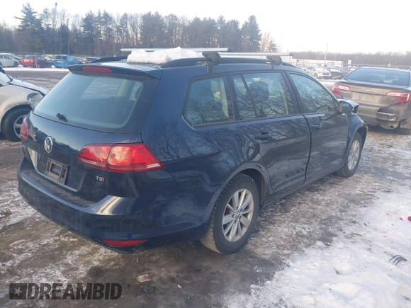2017 Volkswagen Golf SportWagen S with VIN 3VWC17AU0HM502498, listed as a IAAI auction lot 41326696 with 158,663 mi miles. Bid and sale history available at carsss.com. Image 4.