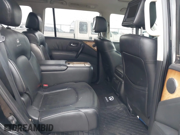 2011 Infiniti QX56 7-passenger with VIN JN8AZ2NF2B9502532, listed as a IAAI auction lot 41967065 with 226,780 mi miles. Bid and sale history available at carsss.com. Image 8.