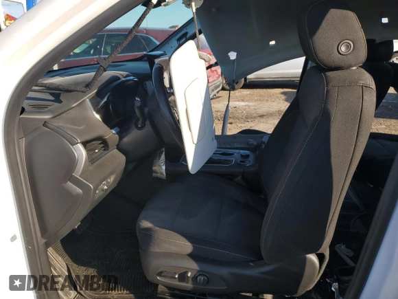 2019 Chevrolet Traverse LT Cloth with VIN 1GNERGKW5KJ294831, listed as a Copart auction lot 66363364 with Not Provided miles and Non Repairable. Bid and sale history available at carsss.com. Image 7.