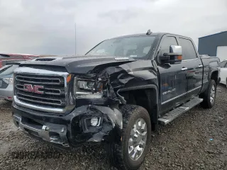 2019 GMC Sierra 2500HD Denali z VIN 1GT12SEY1KF254082, wystawiony jako Copart lot #45252095 z przebiegiem 99 394 mil mil oraz Szkoda całkowita • Salvage title. Historia ofert i sprzedaży dostępna na DreamBid. Obrazek 1.
