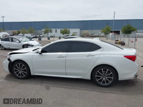 2018 Acura TLX w/Technology Pkg with VIN 19UUB3F59JA000947, listed as a IAAI auction lot 41981918 with 61,187 mi miles. Bid and sale history available at carsss.com. Image 14.