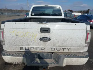 2015 Ford F-250 XLT with VIN 1FTBF2BT1FEB76061, listed as a IAAI auction lot 41500598 with 256,547 mi miles and . Bid and sale history available at DreamBid. Image 16.