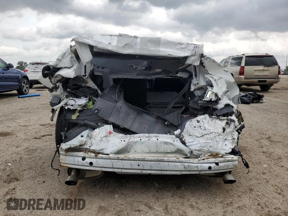 2016 Ford Mustang EcoBoost z VIN 1FA6P8TH7G5218154, wystawiony jako Copart lot #55963675 z przebiegiem 76 873 mil mil oraz Szkoda całkowita • Salvage title. Historia ofert i sprzedaży dostępna na DreamBid. Obrazek 6.