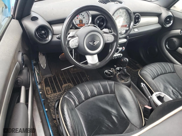 2009 MINI Cooper Clubman S with VIN WMWMM335X9TP90575, listed as a Copart auction lot 46652085 with 116,851 mi miles and Clean Title. Bid and sale history available at carsss.com. Image 8.