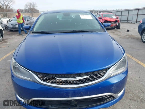 2015 Chrysler 200 Limited with VIN 1C3CCCAB1FN507804, listed as a IAAI auction lot 41854700 with 217,000 mi miles. Bid and sale history available at carsss.com. Image 12.