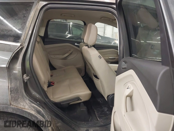 2019 Ford Escape SE with VIN 1FMCU9GD8KUA65460, listed as a IAAI auction lot 41427918 with 135,087 mi miles. Bid and sale history available at carsss.com. Image 8.