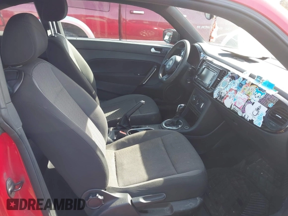 2013 Volkswagen Beetle Entry with VIN 3VWFP7AT8DM624961, listed as a IAAI auction lot 41772386 with 154,597 mi miles and . Bid and sale history available at DreamBid. Image 5.
