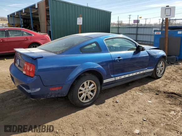 2008 Ford Mustang Deluxe with VIN 1ZVHT80N385149096, listed as a Copart auction lot 44723095 with 152,177 mi miles and Salvage Title. Bid and sale history available at DreamBid. Image 3.