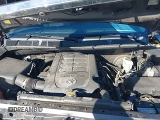 2013 Toyota Tundra z VIN 5TFRM5F18DX062669, wystawiony jako IAAI lot #41492200 z przebiegiem 100 531 mil mil oraz . Historia ofert i sprzedaży dostępna na DreamBid. Obrazek 10.
