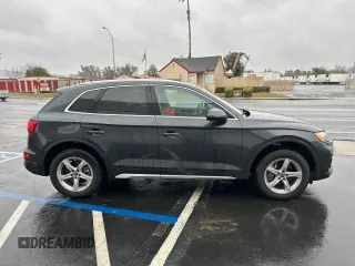 2021 Audi Q5 Premium with VIN WA1AAAFY3M2083416, listed as a Copart auction lot 37166413 with 5,451 mi miles. Bid and sale history available at carsss.com. Image 4.