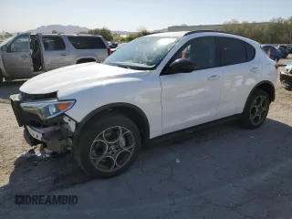 2021 Alfa Romeo Stelvio z VIN ZASPAJAN3M7C99676, wystawiony jako Copart lot #52385805 z przebiegiem 29 664 mil mil oraz Szkoda całkowita • Salvage title. Historia ofert i sprzedaży dostępna na DreamBid. Obrazek 1.
