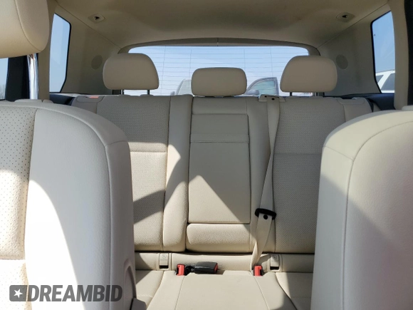 2015 Mercedes-Benz GLK GLK 350 with VIN WDCGG8JB3FG375593, listed as a Copart auction lot 48986395 with 70,395 mi miles and Salvage Title. Bid and sale history available at carsss.com. Image 10.