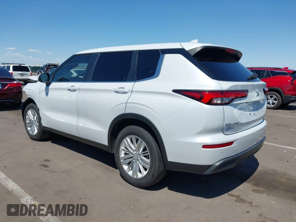 2023 Mitsubishi Outlander ES z VIN JA4J3TA89PZ021852, wystawiony jako IAAI lot #42216369 z przebiegiem 23 321 mil mil oraz . Historia ofert i sprzedaży dostępna na DreamBid. Obrazek 3.