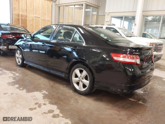2011 Toyota Camry LE with VIN 4T1BF3EK9BU192920, listed as a IAAI auction lot 41030805 with 1 mi miles. Bid and sale history available at carsss.com. Image 3.