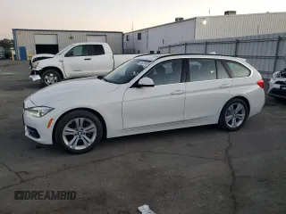 2017 BMW 3 Series 330i xDrive with VIN WBA8K3C32HA022928, listed as a Copart auction lot 84476524 with 50,086 mi miles and Salvage Title. Bid and sale history available at carsss.com. Image 1.