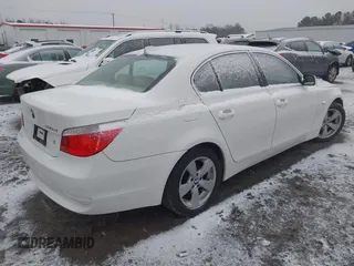 2007 BMW 5 Series 530xi with VIN WBANF73557CU28415, listed as a IAAI auction lot 41625567 with 191,140 mi miles and . Bid and sale history available at carsss.com. Image 4.