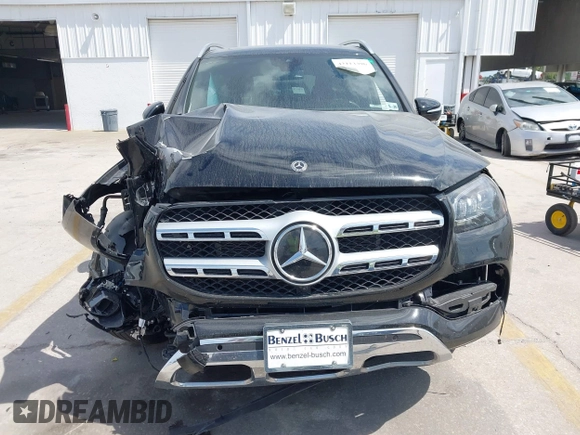 2021 Mercedes-Benz GLS 450 z VIN 4JGFF5KE5MA469689, wystawiony jako IAAI lot #42113396 z przebiegiem 23 930 mil mil oraz . Historia ofert i sprzedaży dostępna na DreamBid. Obrazek 13.