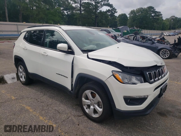 2019 Jeep Compass Latitude z VIN 3C4NJDBB8KT760837, wystawiony jako Copart lot #58399035 z przebiegiem 117 188 mil mil oraz Czysty tytuł • Clean title. Historia ofert i sprzedaży dostępna na DreamBid. Obrazek 4.