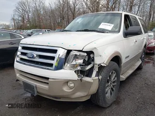 2008 Ford Expedition Eddie Bauer z VIN 1FMFU17508LA48514, wystawiony jako IAAI lot #41800982 z przebiegiem 180 038 mil mil oraz . Historia ofert i sprzedaży dostępna na DreamBid. Obrazek 2.
