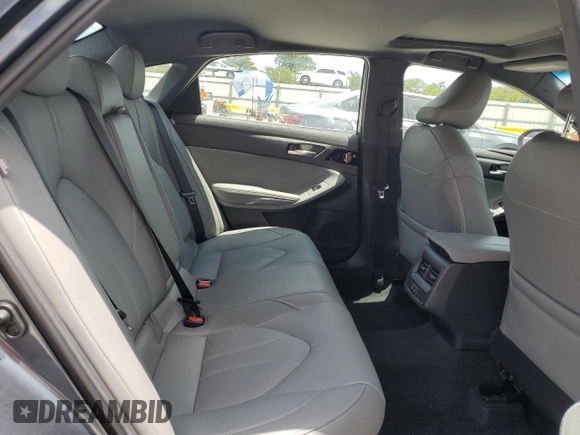 2021 Toyota Avalon Hybrid XLE z VIN 4T1AA1AB8MU007487, wystawiony jako Copart lot #57241445 z przebiegiem 63 154 mil mil oraz Nie do naprawy • Non repairable. Historia ofert i sprzedaży dostępna na DreamBid. Obrazek 10.