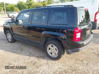 2014 Jeep Patriot Sport with VIN 1C4NJPBA3ED720412, listed as a IAAI auction lot 42390785 with 215,446 mi miles and . Bid and sale history available at DreamBid. Image 3.