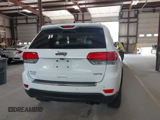 2016 Jeep Grand Cherokee Limited with VIN 1C4RJFBG2GC490483, listed as a IAAI auction lot 42596513 with 113,937 mi miles and . Bid and sale history available at DreamBid. Image 16.