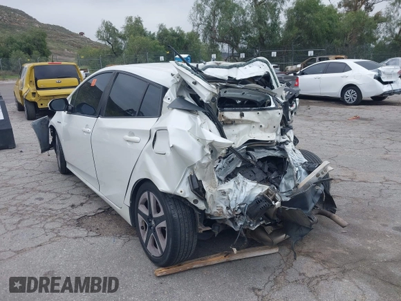 2017 Toyota Prius Two with VIN JTDKARFU3H3031631, listed as a IAAI auction lot 41765402 with 1 mi miles. Bid and sale history available at carsss.com. Image 3.