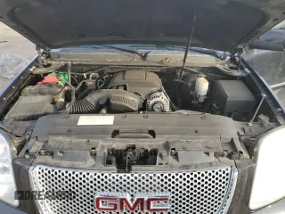 2011 GMC Yukon XL Denali z VIN 1GKS2MEF9BR378196, wystawiony jako Copart lot #42394455 z przebiegiem 257 736 mil mil oraz Szkody całkowita. Historia ofert i sprzedaży dostępna na DreamBid. Obrazek 12.