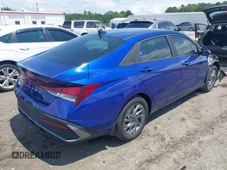 2024 Hyundai Elantra SEL with VIN KMHLM4DG8RU770920, listed as a IAAI auction lot 42191038 with 5,818 mi miles and . Bid and sale history available at DreamBid. Image 4.