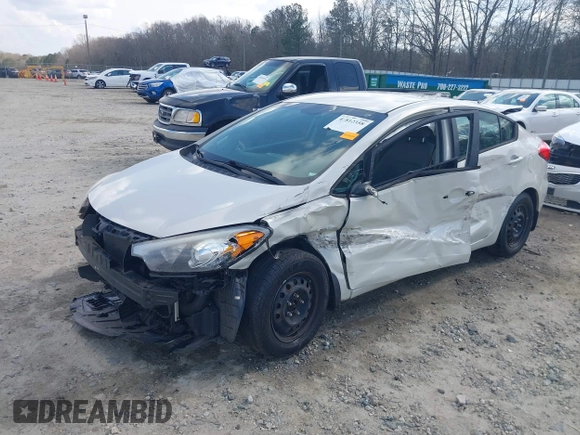 2015 Kia Forte LX with VIN KNAFK4A68F5364092, listed as a IAAI auction lot 41812358 with 100,682 mi miles. Bid and sale history available at carsss.com. Image 6.